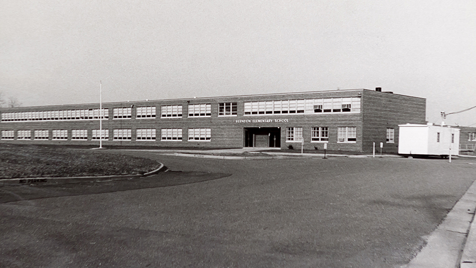Black and white photograph of Herndon Elementary School taken in 1968.